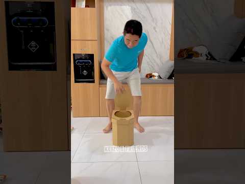 Cobain toilet portable terkecil di dunia sampai dari kardus⁉️ thumbnail