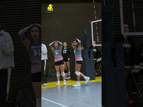 แข่งวอลเลย์อยู่ดีๆ… ก็กลายเป็นผู้เคราะห์ร้าย! thumbnail