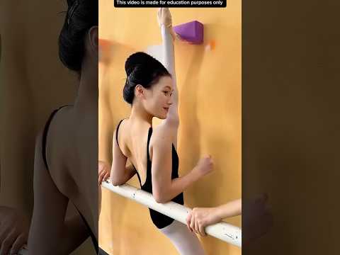 IKUT KELAS NARI TAPI MALAS❗️#videoviral #ngakak #lucu thumbnail