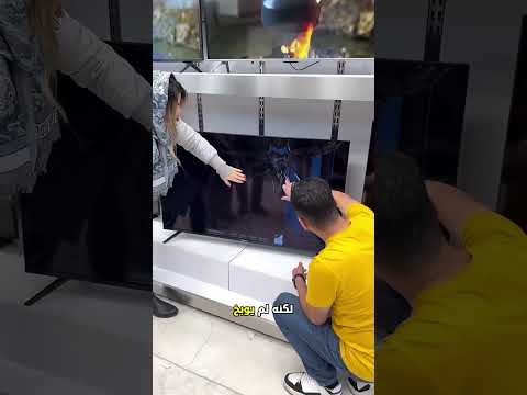 طفلة تكسر تلفازاً في المتجر.. ورد فعل صاحب المحل صدم الجميع! 😱💔📺 thumbnail