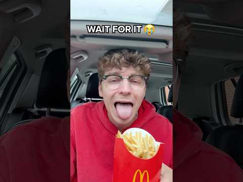WAIT HOLD UP 🫥 thumbnail