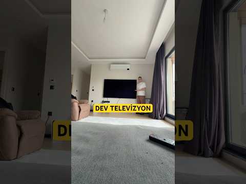 EVİME DEV TELEVİZYON ALDIM!! #emreuzunboy #LGOLEDevo #shorts thumbnail