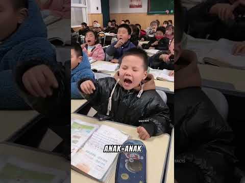 Guru Baik Hati Ini Meliburkan Sekolah Karena Satu Alasan! ❤️👩‍🏫 #shortsviral thumbnail