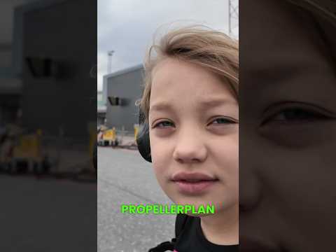 Familjen flyger (vart?) i storm 😱 Ny vlogg #trailer #shorts thumbnail