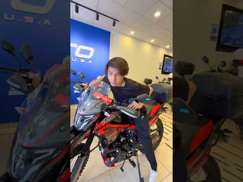 MI HERMANO SE TUMBÓ UNA MOTO PORQUE PERDIÓ LA TARJETA DE CRÉDITO EN LA CALLE!! ??️ thumbnail