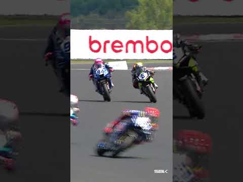 Elbows out🔥| 2026 #CzechWorldSBK 🇨🇿 thumbnail