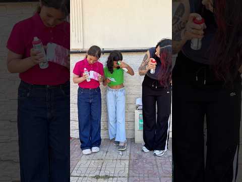 Renkli saç boyamızı kim aldı  #shortsvideo #trending #funny ￼ thumbnail
