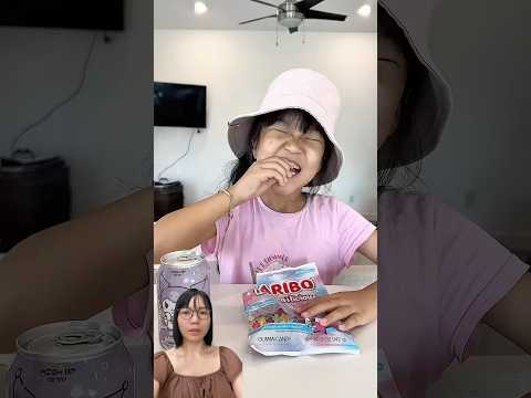 Em gái lén mẹ ăn kẹo #trending #trendingshorts #trendingvideo #shorts #shortsviral #viralshorts thumbnail
