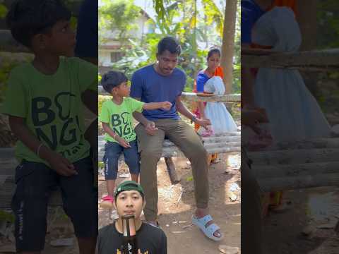 PAPA PRANK PENGEMIS MAKAN PERMEN DI TAMAN‼️??@vrvlogsthalassery #remix #dubbing #trending thumbnail