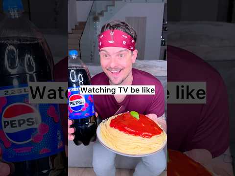Do you like to EAT FOOD while watching TV?😎❤️🍝| CHEFKOUDY thumbnail