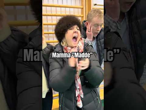 Vi röstar för att porta alla ”Madde”-morsor från offentliga sammanhang thumbnail