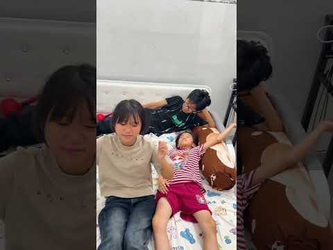 CCT - Các em gái không ngủ trưa || The girls couldn't sleep well. thumbnail