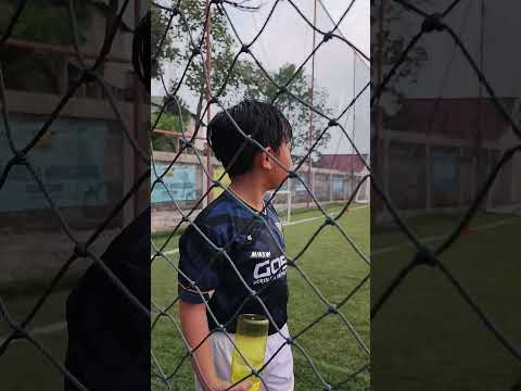 Mama Kaget Ara Marah Didorong Teman Lg Mnum Botol Mnum Tumpah Lngsung Disiram Lg Lthn Sepak Bola?‍♀️ thumbnail