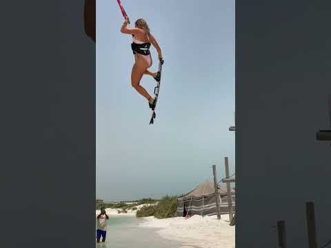 How to start your Kitesurfing session the right way! 🤯😱 thumbnail
