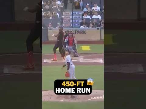 OUT OF THE BALLPARK from Oneil Cruz 😱😱 thumbnail
