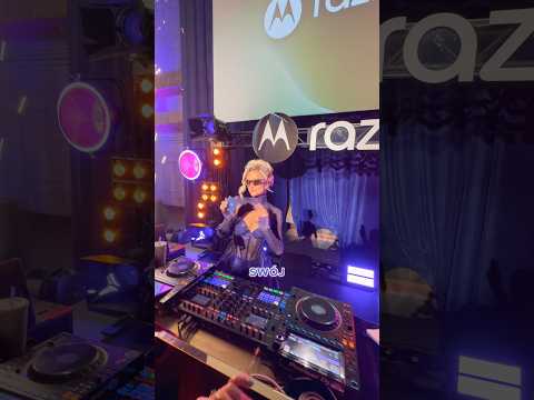 Paris Hilton gra jako DJ-ka 😦 thumbnail