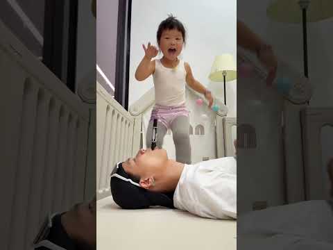这是真绝活... #6500万艾莎内裤  #人类幼崽  #露兮粑粑  #小小露兮  #内容启发搜索 thumbnail