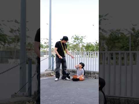 A thoughtful and mature little girl ? ? ? #taihoa #viral #shorts thumbnail