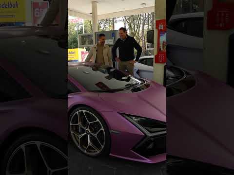 EURO95 tanken met Lamborghini? thumbnail