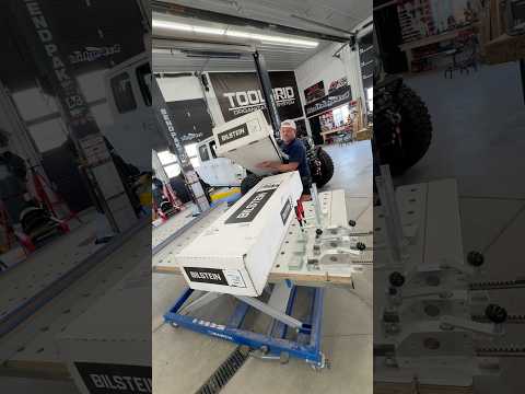 The new @bilsteinUS shocks from @northridgenation for JT2 have arrived! thumbnail