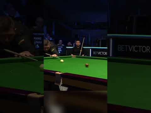 Kyren Wilson LOVES having fun on the colours! 😍 thumbnail