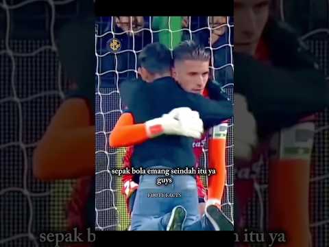 Moment Suporter Sepak Bola Paling Random #football #sepakbola #shorts thumbnail