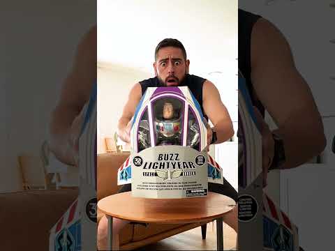 Unboxing Buzz Lightyear 30th Anniversary Edition thumbnail