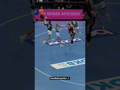 handball high jump short ⚽🥅 #handball #explore #sportsball #viral #shorts #sports #like #love #play thumbnail