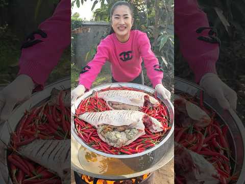 Fish and red chili cooking thumbnail