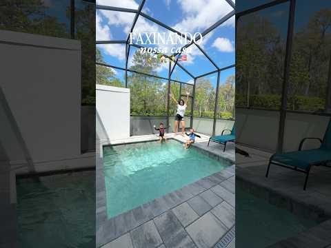 FAXINANDO MINHA CASA! #shorts thumbnail