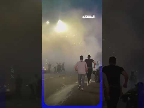 اللحظات الأولى بعد انقلاب سيارة ميكروباص أعلى كوبري سيدي جابر في مصر thumbnail