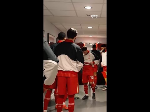 Van Dijk, een trotse aanvoerder! thumbnail