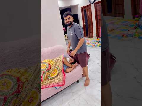 Gaurav nai mummy ko girne say bacha liya #gauravaroravlogs #youtubeshorts #shorts thumbnail