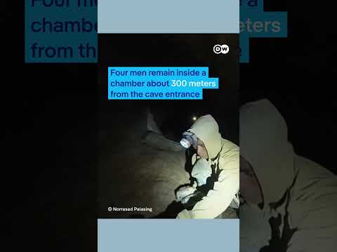 First of trapped men rescued from flooded Laos cave | DW News thumbnail