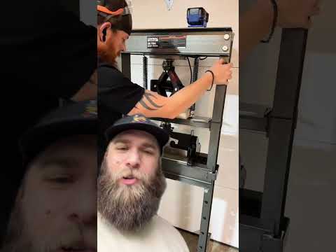 Electric hydraulic press #jeeplife #offroad #jeepwrangler #4x4 #cars #car #ford #offroading #shorts thumbnail
