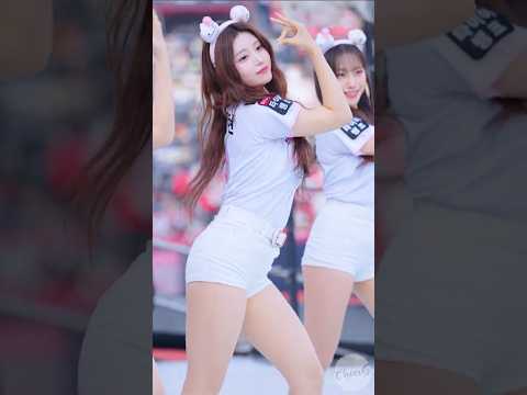 진심 완벽하네..ㄷㄷ Hit Me 아웃송 김가현 치어리더 Kim Gahyun 金佳賢 cheerleader ktwiz thumbnail