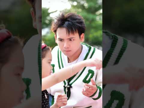 Is this mom?! 😂 😲 💪 #taihoa #viral #shorts thumbnail