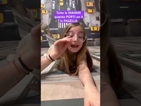 Tutte le mamme quando porti un 4 in pagella #lasofi #perte #shorts thumbnail