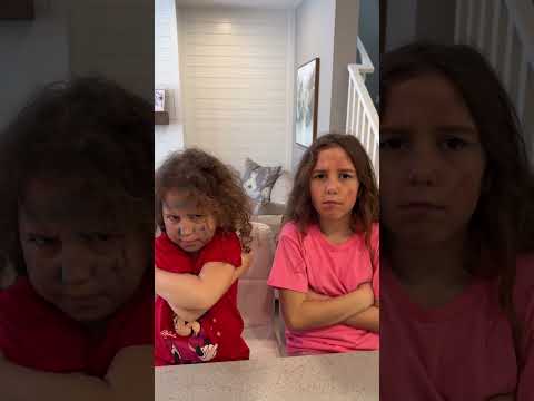 Makeup Kit Surprise | Daddy Makes Sierra & Rhia Smile thumbnail