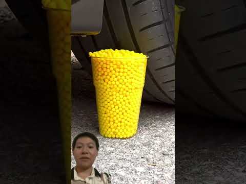 thử mọi vật với chiếc xe tải nặng nề thumbnail