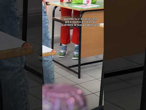 Quando il Socio ti dice di guardare le Scarpe della prof thumbnail