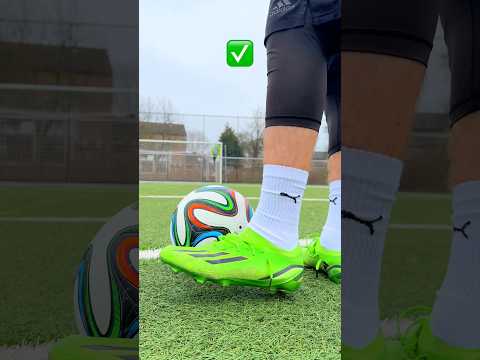 LEARN THIS VIRAL ROBERTO CARLOS FREE KICK!! thumbnail