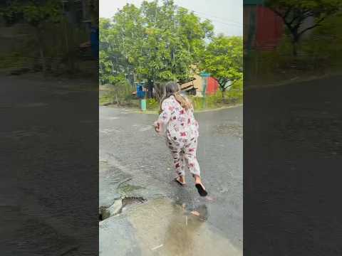 VIA UJAN UJANAN ? SEMOGA AJA GAK SAKIT || Cery via thumbnail