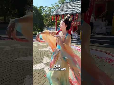 Cewek ini berpikir diri nya peri. thumbnail