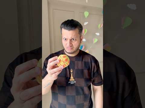 KAPDE WALI BALL 👕🏏⚾ #shorts #youtubeshorts #cricket #unboxing #ball #funny #boxofvengeance thumbnail