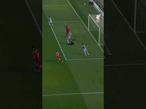 Unbelievable Alisson Save 🤯 thumbnail