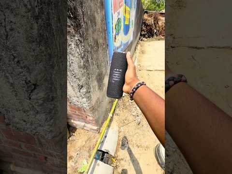 Flip6 speaker water test JBL jumping crazy try￼ thumbnail