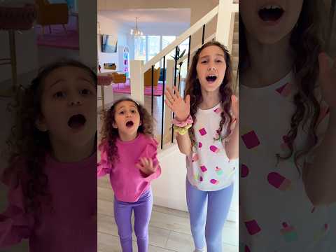 Kids learn to not open the door to strangers thumbnail