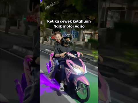 Ketahuan lagi dibonceng? #automobile #modifikasimotor #motoran #youtubeshorts thumbnail