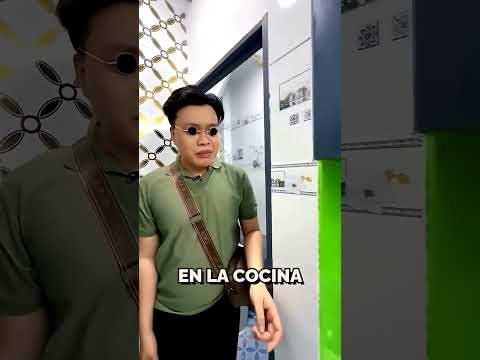 Visitó la Diminuta Casa de su Hermano en Japón 🏠😱 thumbnail